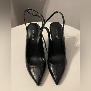 Nine West Tabita ankle strap heels SZ 9